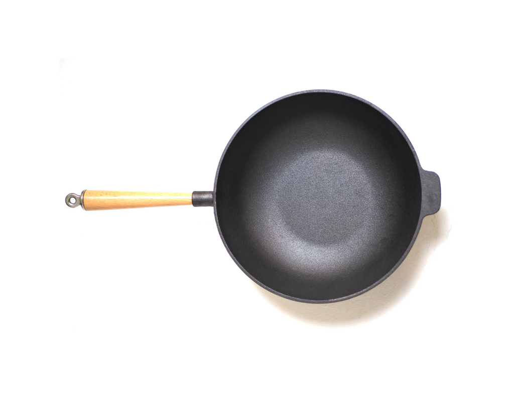 Kasian House Cast Iron Wok, Pre-Seasoned with Wooden Lid 12 Diameter